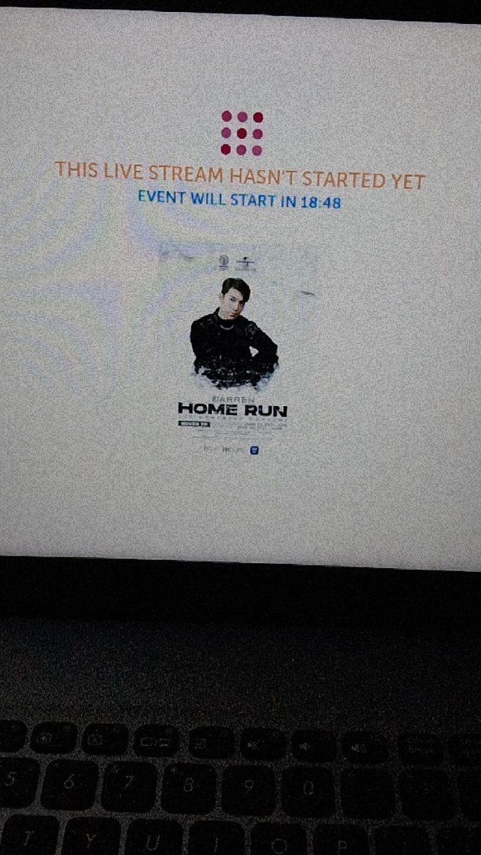 bewithdarren_'s tweet photo. Goodluck D!

#DarrenHomeRunConcert
Darren Home Run Concert
@Espanto2001
Darren Espanto https://t.co/kaGd8UflXV