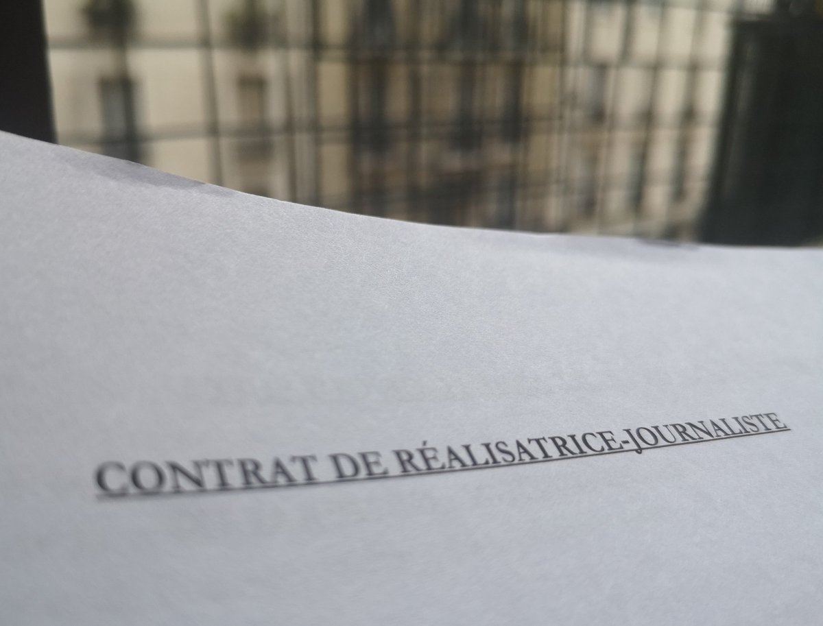 Youssr_Youssef's tweet photo. C'est dans la boîte ! Cette nuit d'insomnie et les jours de travail qui ont suivi, arrivent sur le petit écran à la rentrée.
@publicsenat @tournezsvp #Grainededoc
How it started: How it ended: https://t.co/fX0q0CJodE