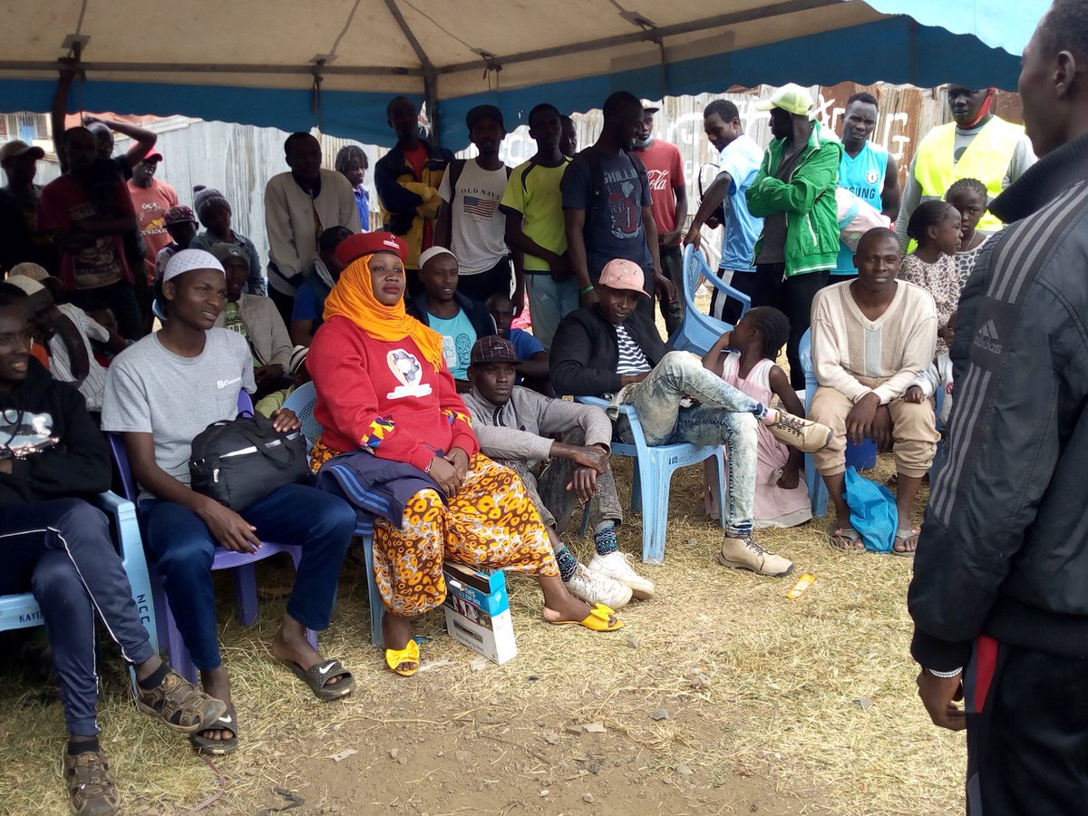 SocialCenters's tweet photo. Another powerful performance  from the @SocialCenters  at Komarock Hosted by @QamarCentre Highlighting challenges of Unemployment ahead of #SabaSabaPeoplesMarch 
@ArtAndSportsFo1 @IreneMa94569576 @mrass_na @UhaiWetu @IJMKenya @happyolal https://t.co/30HS2st9WF