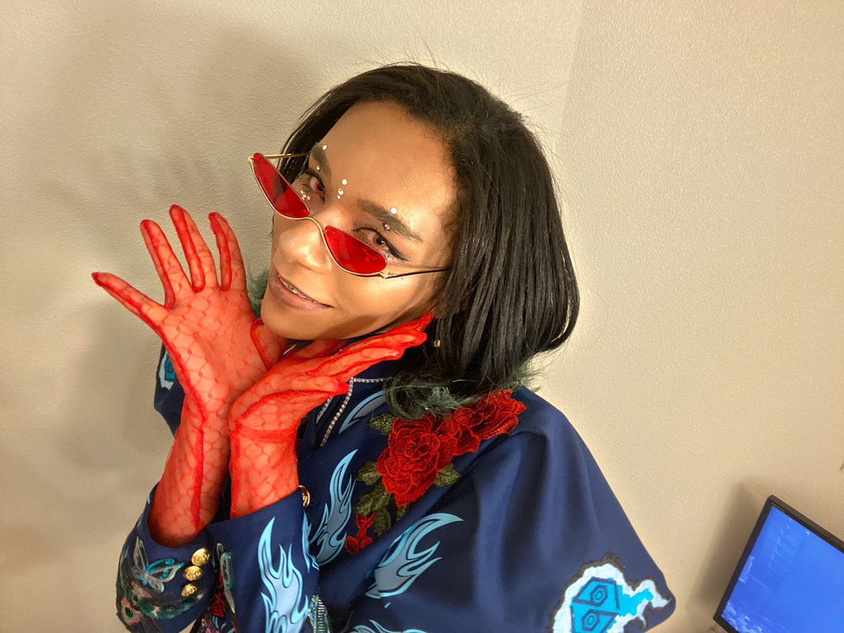 アヴちゃんのプロフィール 画像 写真 アヴちゃんのプロフィール 画像 写真