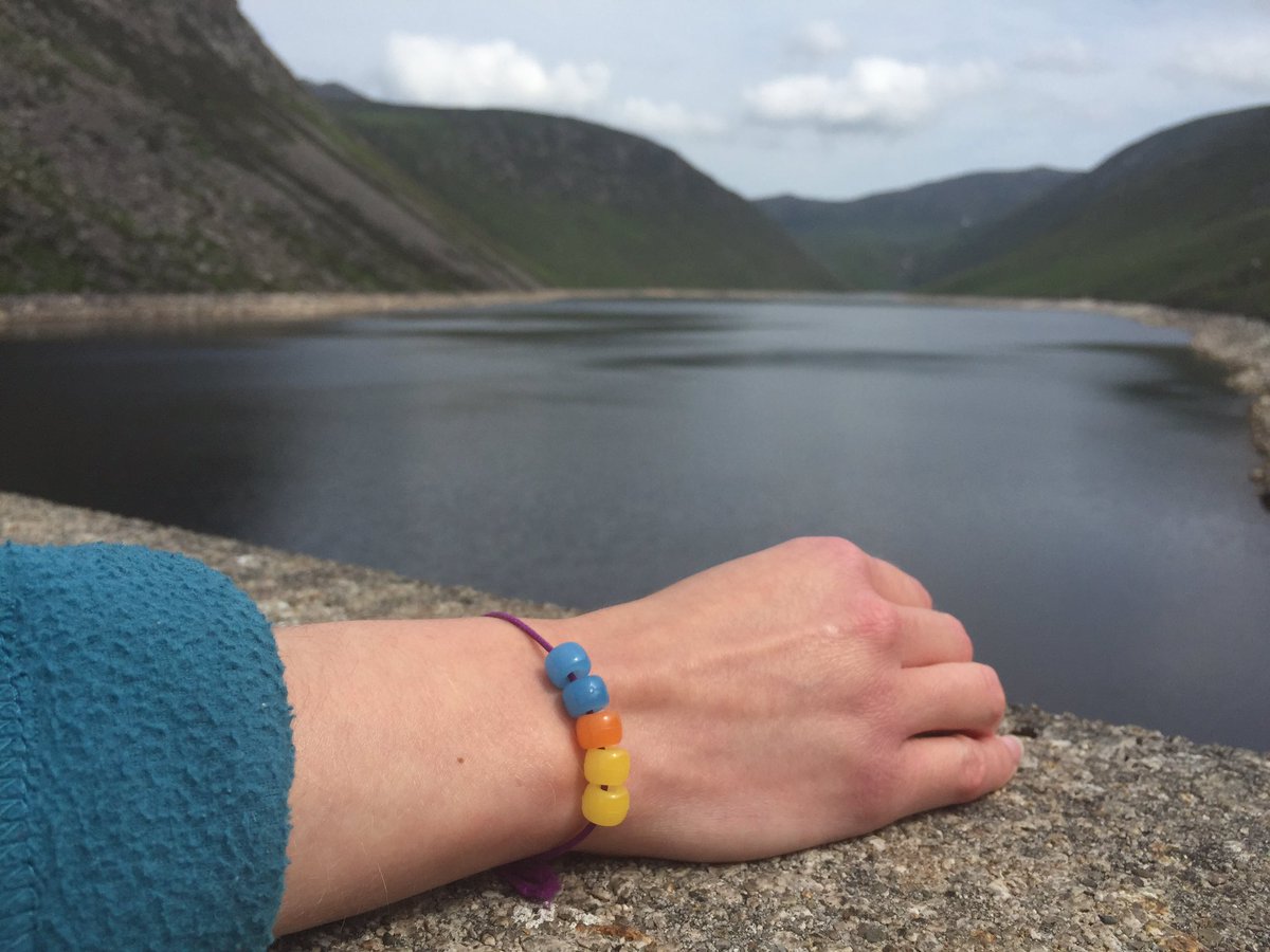 CancerFocusNI's tweet photo. Cloudy and reaching 16 degrees and the #UVlevel is peaking at 7. When the #uv level is 3 or more, you need to protect your skin #beuvaware @publichealthni https://t.co/tTuXpatG4u