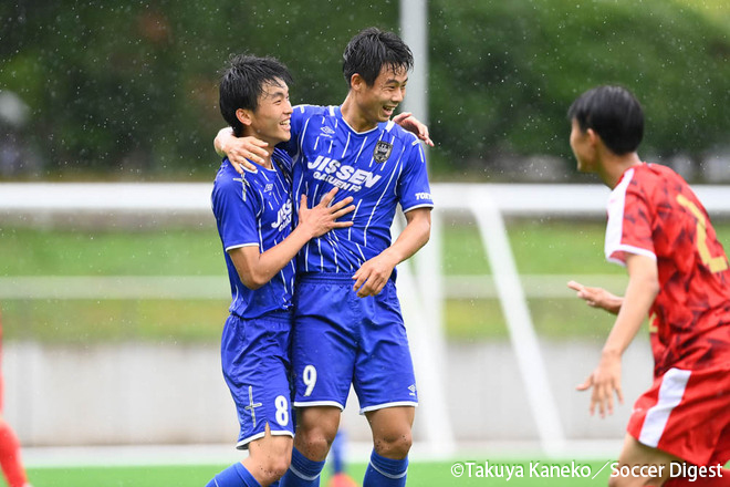 サッカーダイジェスト フォトギャラリー インターハイ予選 東京準決勝 実践学園３ １駿台学園 実践学園 一時追いつかれるも終盤２得点で再び突き放し 全国への切符掴む T Co Vzmbppsnsu 高校サッカー インターハイ 駿台学園 実践
