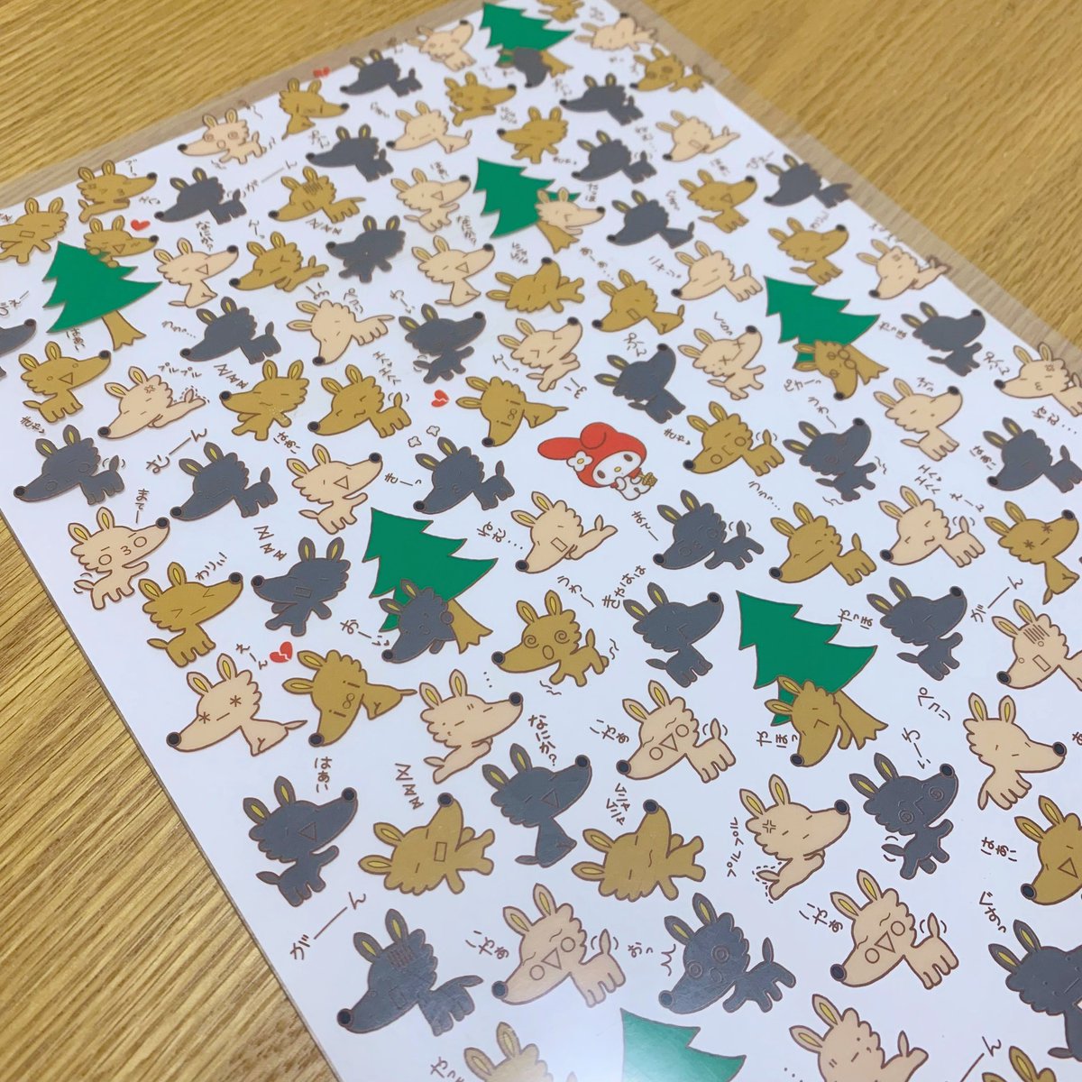 たばね V Twitter 06年製のマイメロディちゃんのクリアファイルを譲ってもらったのだけど このaa風顔文字オオカミの 06年でしか作れない 感が良くて何度も眺めてはうっとりしている