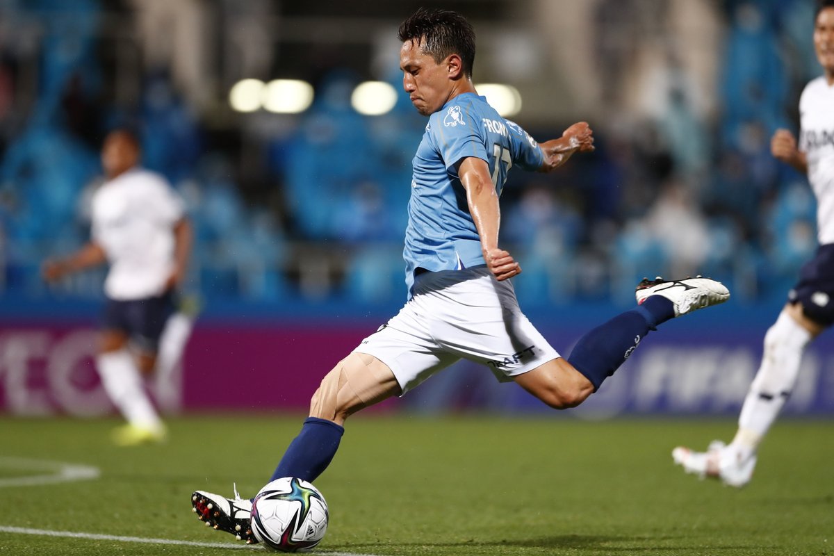 横浜fc 公式 武田英二郎 選手 守備の仕方や攻撃時のリスクマネージメントなど選手同士で話して共有し 全員の意識統一を試合前から重ねてきた 結果として負けてしまったが チームとしての方向性は以前勝った時に近いので 少し遅いが 今日の戦い方は