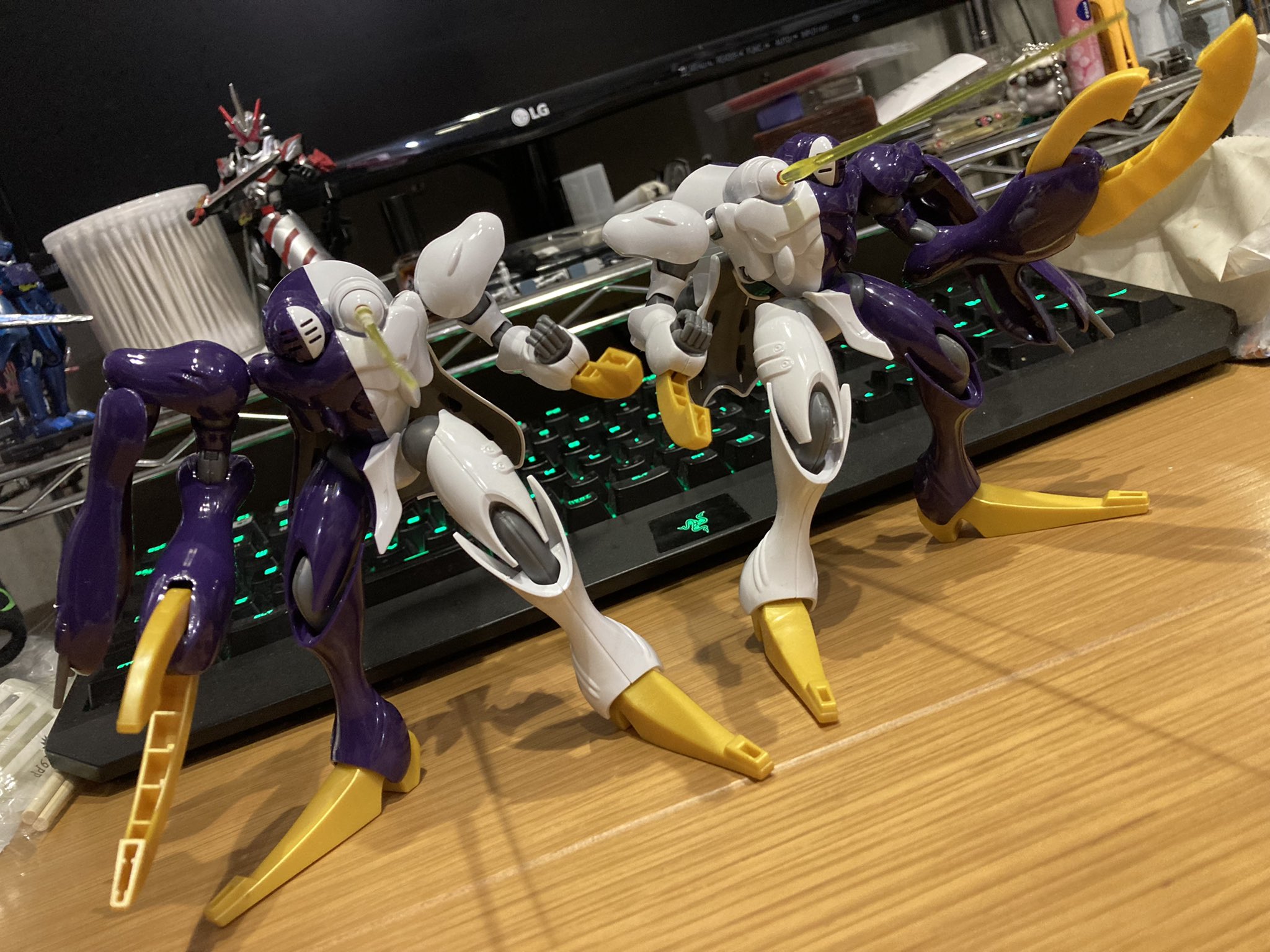 おろし 目ん玉ビームサーベル兄弟 マスターハンドとクレイジーハンド チーム カリスト兄弟 もう本当に当時ユーリディスが2体揃った時大変だった リーベルダスは まぁ T Co 0yj8tmdpqu Twitter