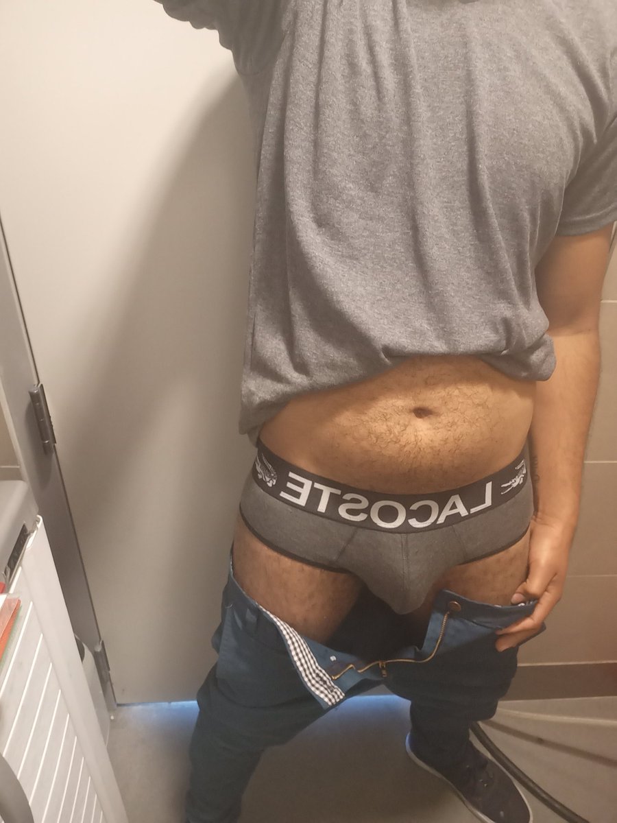 fermoba01's tweet photo. 😁🙈🙈 https://t.co/UTZJGkOGMB