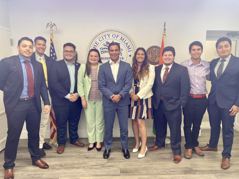 FFCR's tweet photo. This last week, our team had the pleasure of meeting with Mayor Suarez of Miami! We thank him and his team for taking the time to speak with us. #FFCR #Miami #MayorSuarez https://t.co/JA6wnzH4va