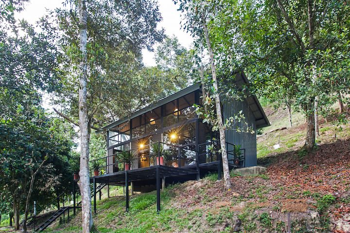 travetopia's tweet photo. Sangat menarik bila anda pergi camping hanya anda dan kawan kawan anda je yang ada di situ. 

Selaru Loft House terletak di Serendah, Selangor. Rumah berkonsepkan pondok moden yang terbuka sesuai pada yang gemarkan sedikit adventure dalam percutian. https://t.co/FBgrqwBhHp