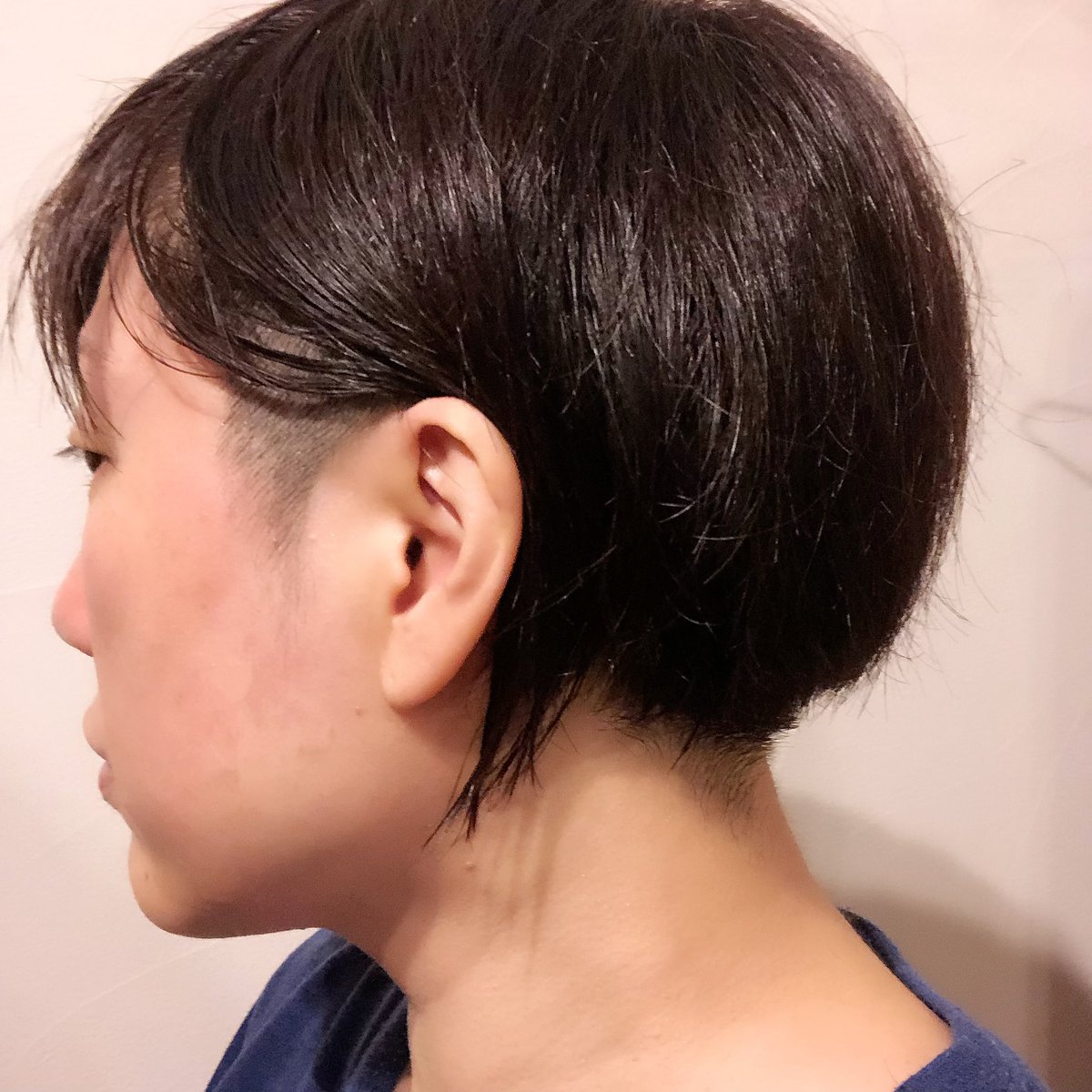 Miki Thevegetablets 刈りました 横は5mm 後ろももう少し刈り上げました もう少し上手く後ろを刈り上げたいが 来週にしよう セルフカット バリカン女子 ツーブロック女子 Miki Thevegetablets 刈りました 横は5mm 後ろももう少し刈り上げました もう少し上手く後ろを刈り上げたいが 来週にしよう セルフカット バリカン女子 ツーブロック女子