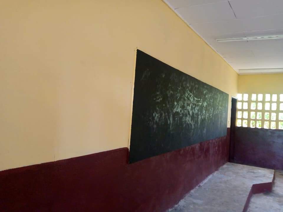 ActusCTD's tweet photo. Reception provisoire d'un bloc de salles de classes à Bafoussam II. https://t.co/qNH5xTu4Tg