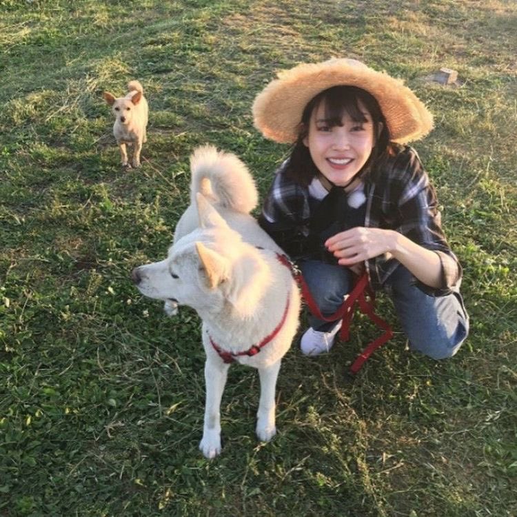 a_carrot_bagel's tweet photo. ไิอยูตอนผมสั้นน่ารักขนาดไหนน่ะเหรอ https://t.co/zY2BkeY0ap