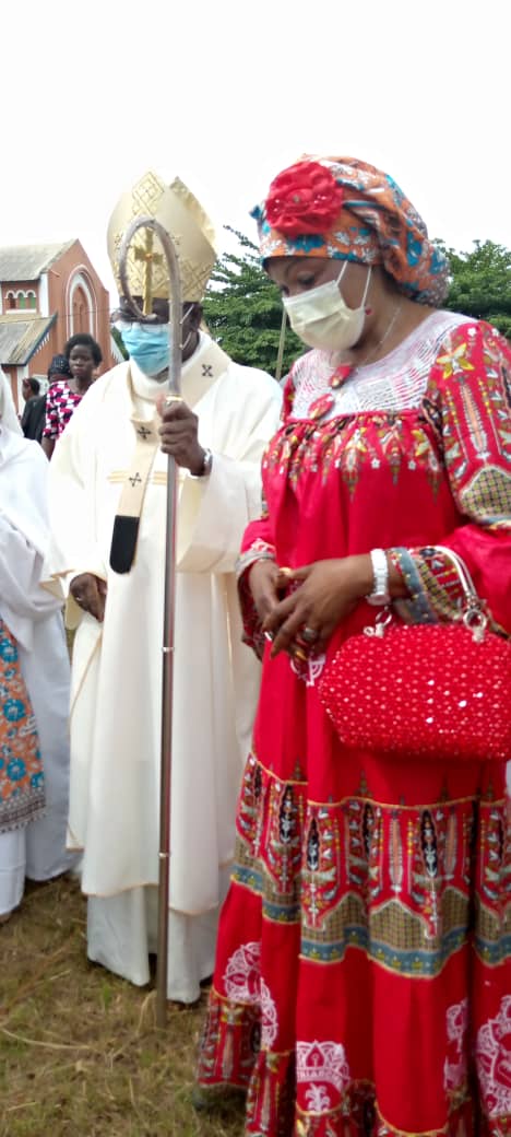 ActusCTD's tweet photo. Visite de l'Archevêque de Yaoundé Jean Mbarga dans la Commune de Bikok. https://t.co/STGoJiuHG9