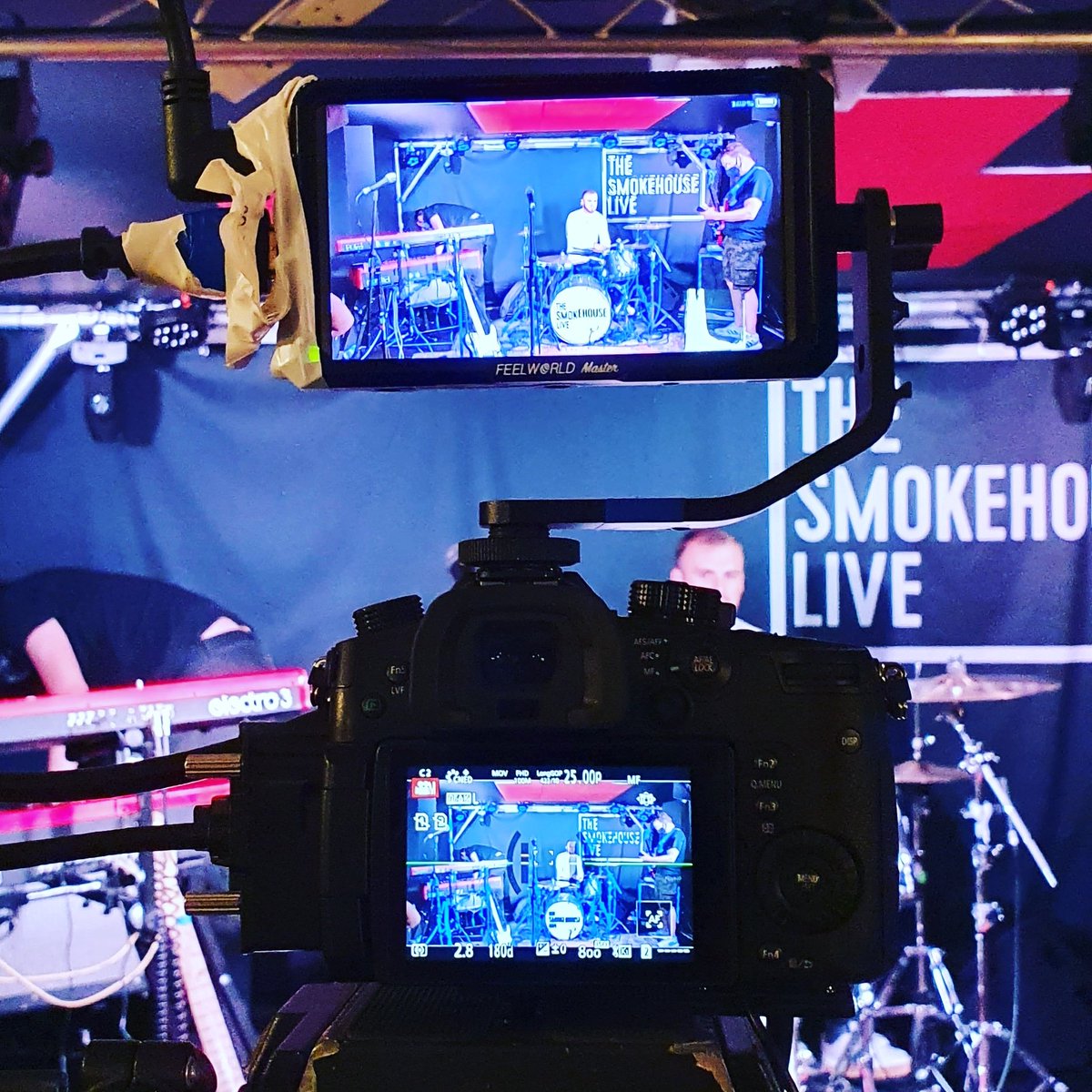 TheDownsetters's tweet photo. We are sound checked and reggae for some Mango Rock at tonights Global Rhythm Fest Live Stream. Keep this frequency and tune at 21.20 here
https://t.co/jPHtKp9Pid
Link in bio aswel #mangorock #ska #rudeboysreturn #2tone #globalrhythms #thedownsetters #keepthisfrequencyclear https://t.co/NS5ECW4VwQ