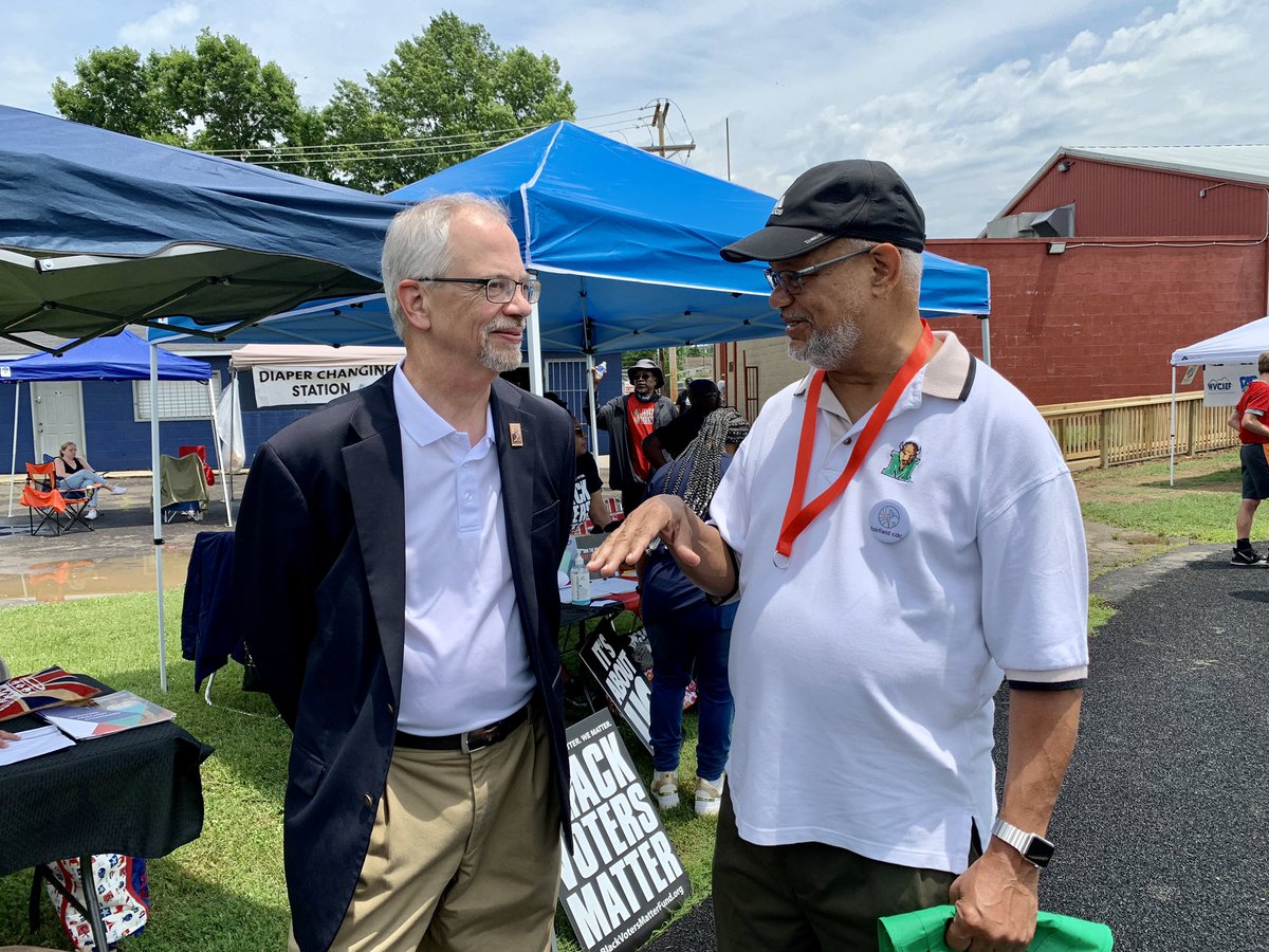 MarshalluPres's tweet photo. Juneteenth celebration today at the A.D. Lewis Center #MyHuntington #Juneteenth #MarshallUFamily 💚 https://t.co/KygBMk9G7h