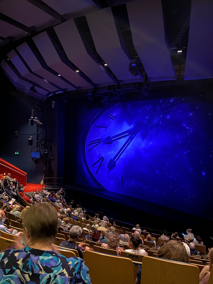 First time back in a theatre today and wow it felt magical 🤩🩰 <a href="/BirminghamRep/">The Rep</a> #TheatreIsBack