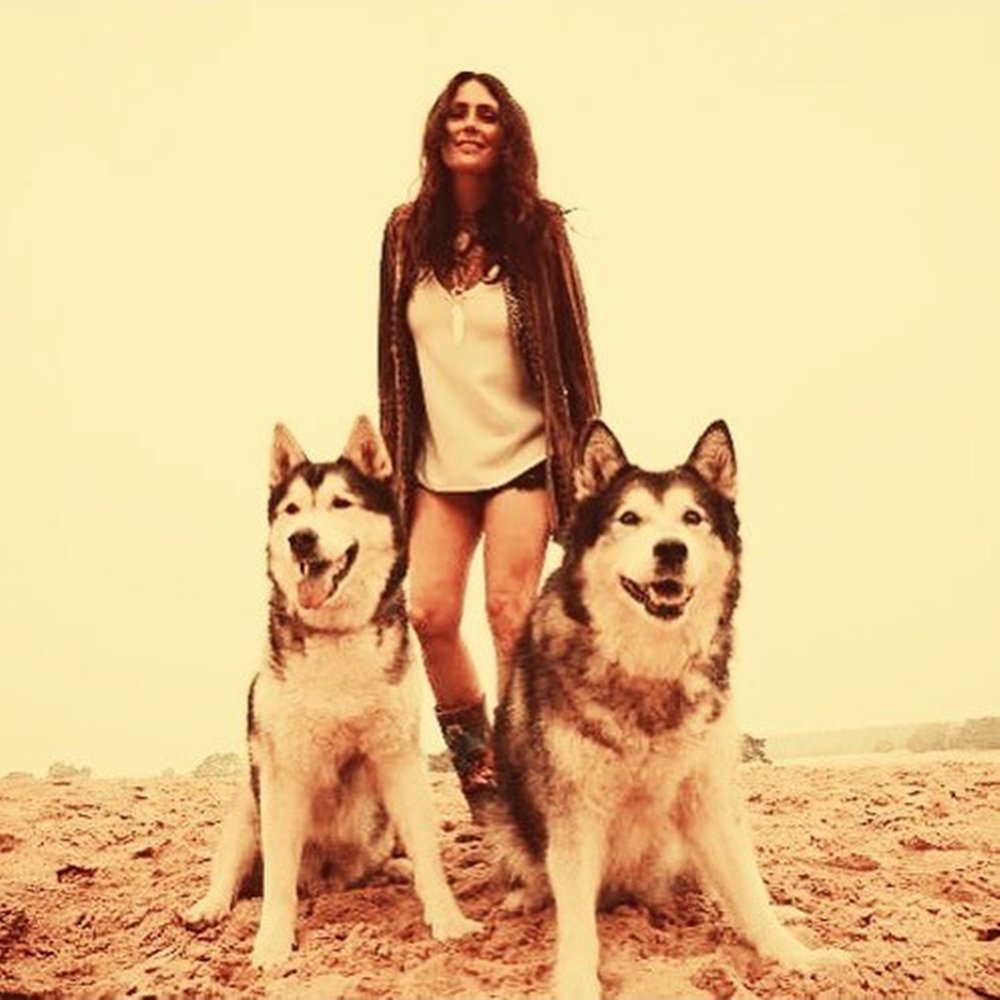 sharondenadelbr's tweet image. My Indigo #SideProjectSaturday

My Indigo: myindigo.lnk.to/MyIndigo-Album

The Aftermath (virtual concert) tickets: within-temptation.com

@WTofficial #WithinTemptation
@MyIndigoMusic #MyIndigo #pop #indie