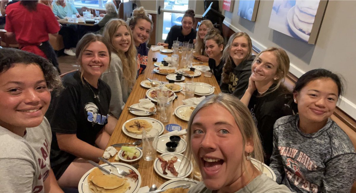 Late start today in Ohio so the team is grabbing some breakfast.