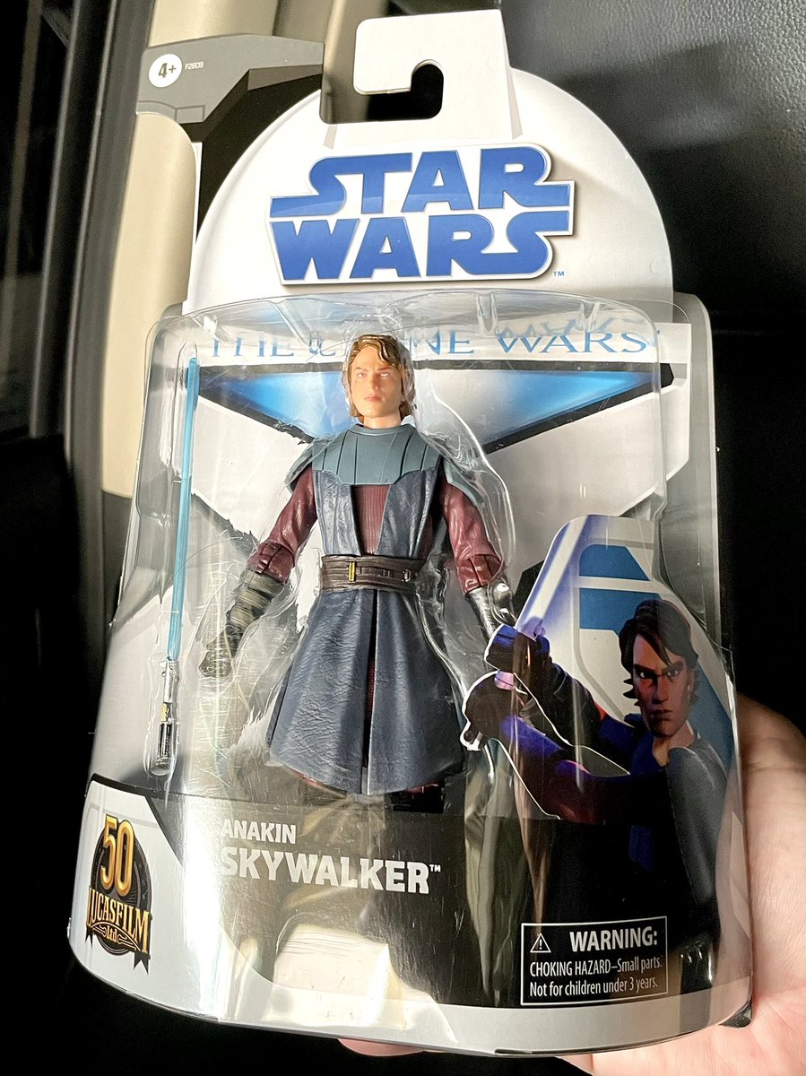 fxfranz's tweet photo. #weekend #toyhaul #starwars #theblackseries #lucasfilm50thanniversary #theclonewars #anakinskywalker #chefatron https://t.co/DHMSasbKjG