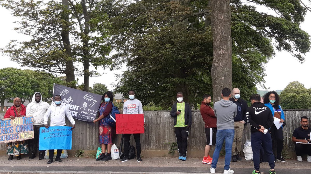 HeretoStayUK's tweet photo. Back at Napier today - despite High Court stating conditions were unsuitable - conditions still exist &amp; @ukhomeoffice keep moving people there - same 24 to a dorm, constant strip lighting, no privacy #ShutdownNapier #StandWithNapier #CloseTheCamps #CloseTheBarracks #EndDetention https://t.co/Vb7TV3ndss