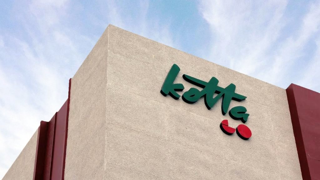 Staycation Time! tweet media