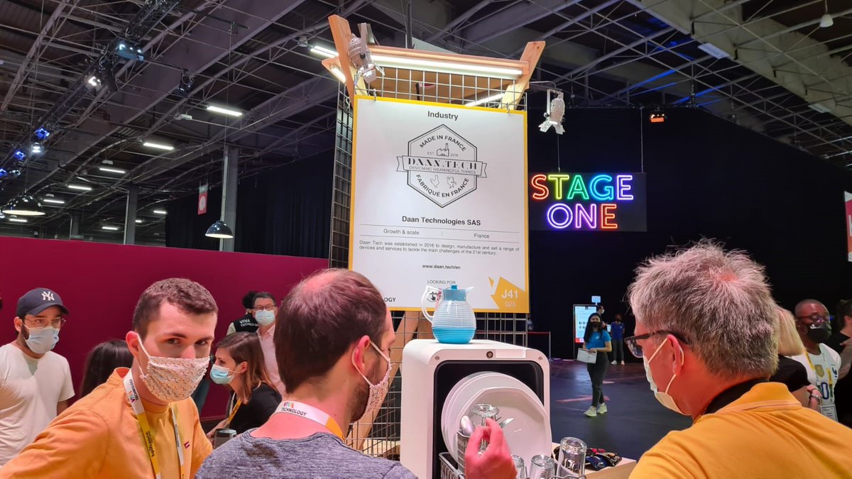 La Poste Groupe IDF (@lpnews_idf) on Twitter photo #VivaTech Jour 4⃣ | Pour le dernier jour à <a href="/VivaTech/">Viva Technology</a> 7 #startups d'#IledeFrance sont sur le stand du <a href="/GroupeLaPoste/">La Poste Groupe</a> :
❤️ @Unkle_fr
🧡 <a href="/search_mobility/">Search Mobility | Green Mobility For All 🚀</a>
💛 #MoneyBounce
💚 <a href="/microdon_fr/">microDON</a>
💙 #Lyanne
💜 <a href="/ideel_abo/">Ideel</a>
🤍 <a href="/daan_tech/">Daan Tech</a>
#LaPoste #FrenchIoT <a href="/Docapost/">Docaposte</a> #VivaTech Jour 4⃣ | Pour le dernier jour à <a href="/VivaTech/">Viva Technology</a> 7 #startups d'#IledeFrance sont sur le stand du <a href="/GroupeLaPoste/">La Poste Groupe</a> :
❤️ @Unkle_fr
🧡 <a href="/search_mobility/">Search Mobility | Green Mobility For All 🚀</a>
💛 #MoneyBounce
💚 <a href="/microdon_fr/">microDON</a>
💙 #Lyanne
💜 <a href="/ideel_abo/">Ideel</a>
🤍 <a href="/daan_tech/">Daan Tech</a>
#LaPoste #FrenchIoT <a href="/Docapost/">Docaposte</a>