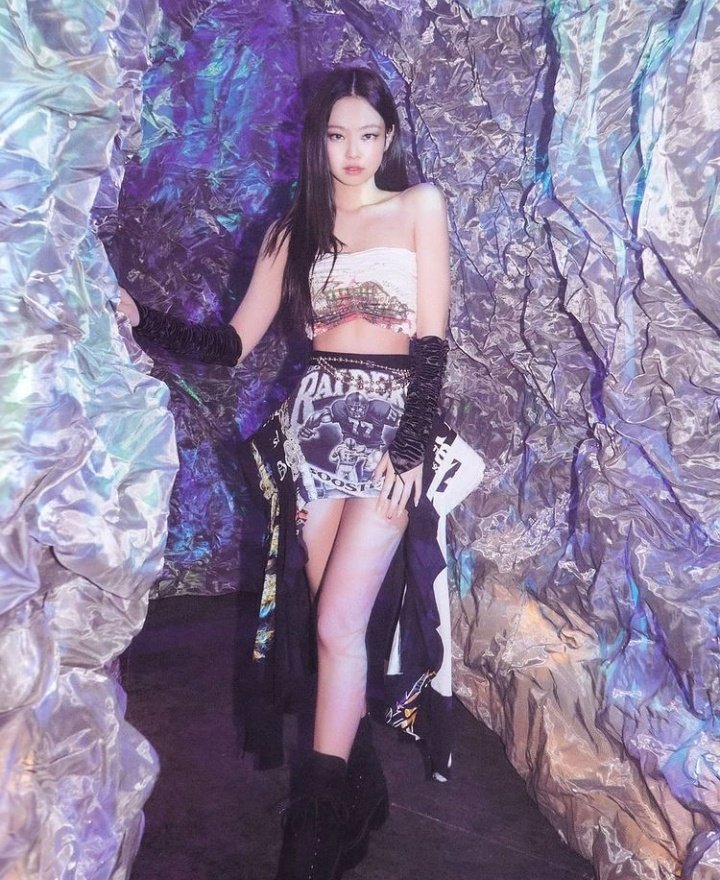 _jenniemy's tweet photo. QUEEN;) https://t.co/A8co6z995l