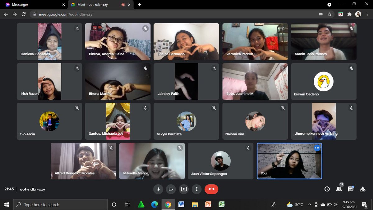 _dayvotion's tweet photo. It’s time to be alive coz God become the center of our devotion tonight! Let’s reflect on His words and use it as your life lesson. We love you with the love of the Lord!💛🙌

*thank you for being active tonight! https://t.co/CZEMNNfyoy