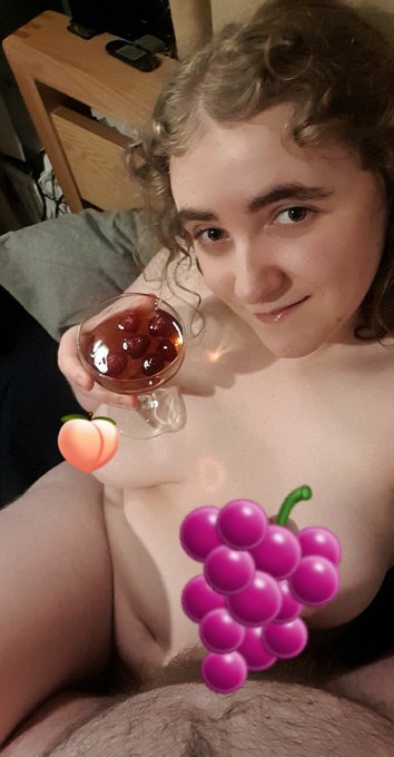 Cock in one hand, cocktail in the other. I can't think of anything more me. https://t.co/DaxgvWesq1<a href="/tag/satin"class="tags"><span>#satin</span></a>