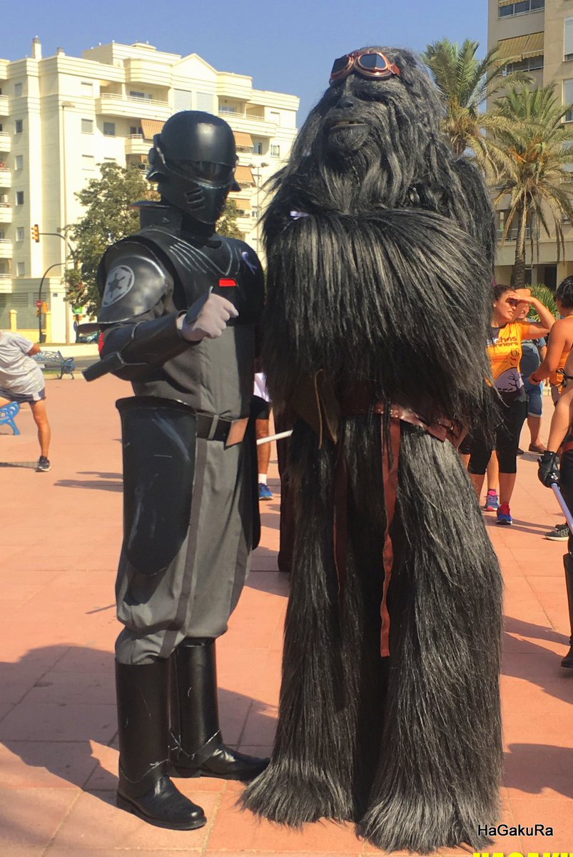 NazariImperialF's tweet photo. “Una única oportunidad es una galaxia de esperanza” (Clone Wars)
Photographer Encarnacion Rueda Rivas
#SiSueñasHazloALoGrande #imperialforcenazari #Wookie #GranInquisidor #StarWars #SpanishGarrison #todovaasalirbien #Summer2021 https://t.co/ToV6eTHpQk