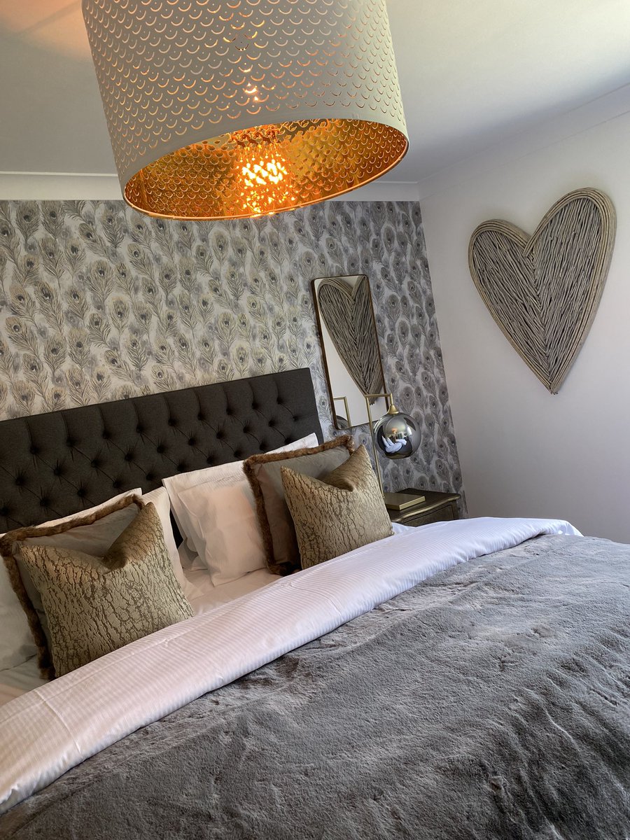 GleneaglesLuxu1's tweet photo. Time for a getaway? Our luxury apartments provide the perfect staycation 🦌 #gleneagles #gleneaglesluxuryapartments https://t.co/FkkJbHaX7p