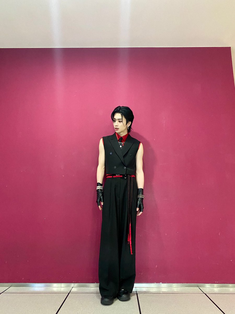 UP10TION's tweet photo. 오늘도 너무 고마워💛 #샤오 #xiao https://t.co/FTboyupwfG