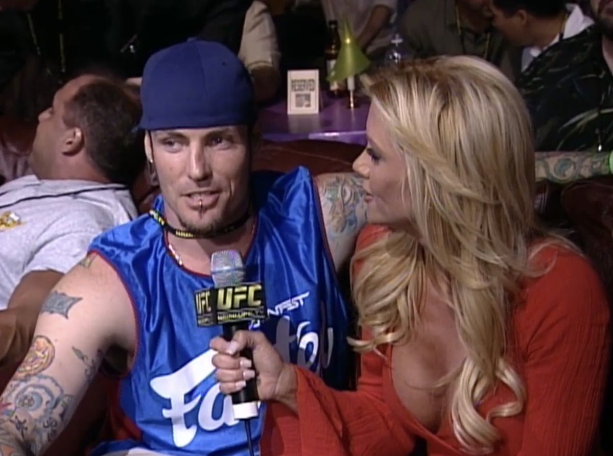 RMH_MMA's tweet photo. Vanilla Ice getting interviewed at UFC 42.
#UFC42 https://t.co/ef325JJsds