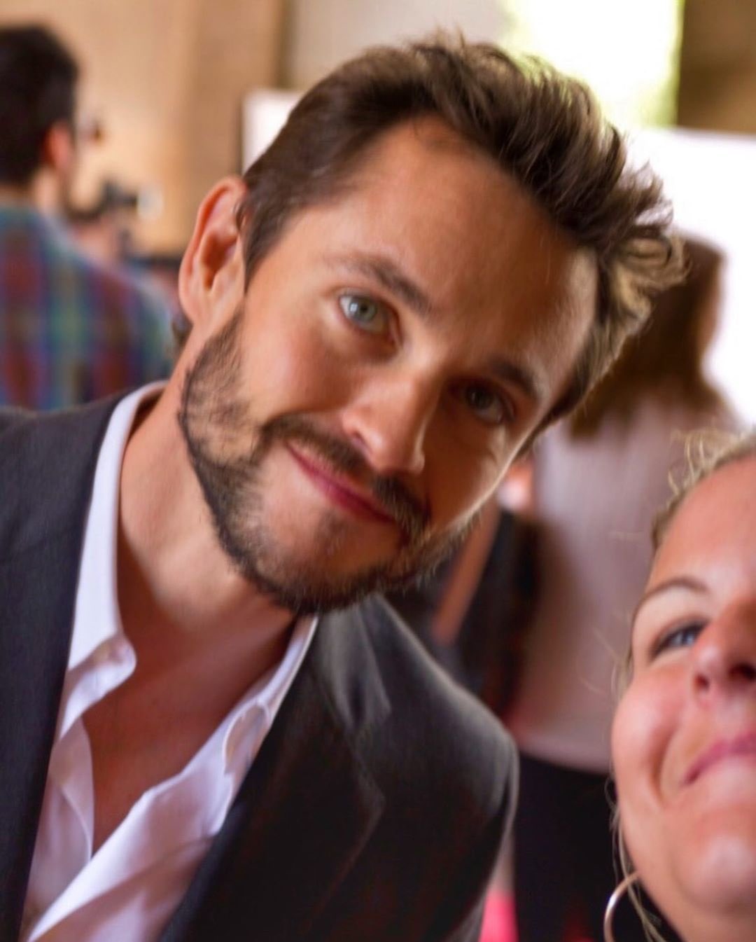 Happy birthday to my boyfriend hugh dancy 