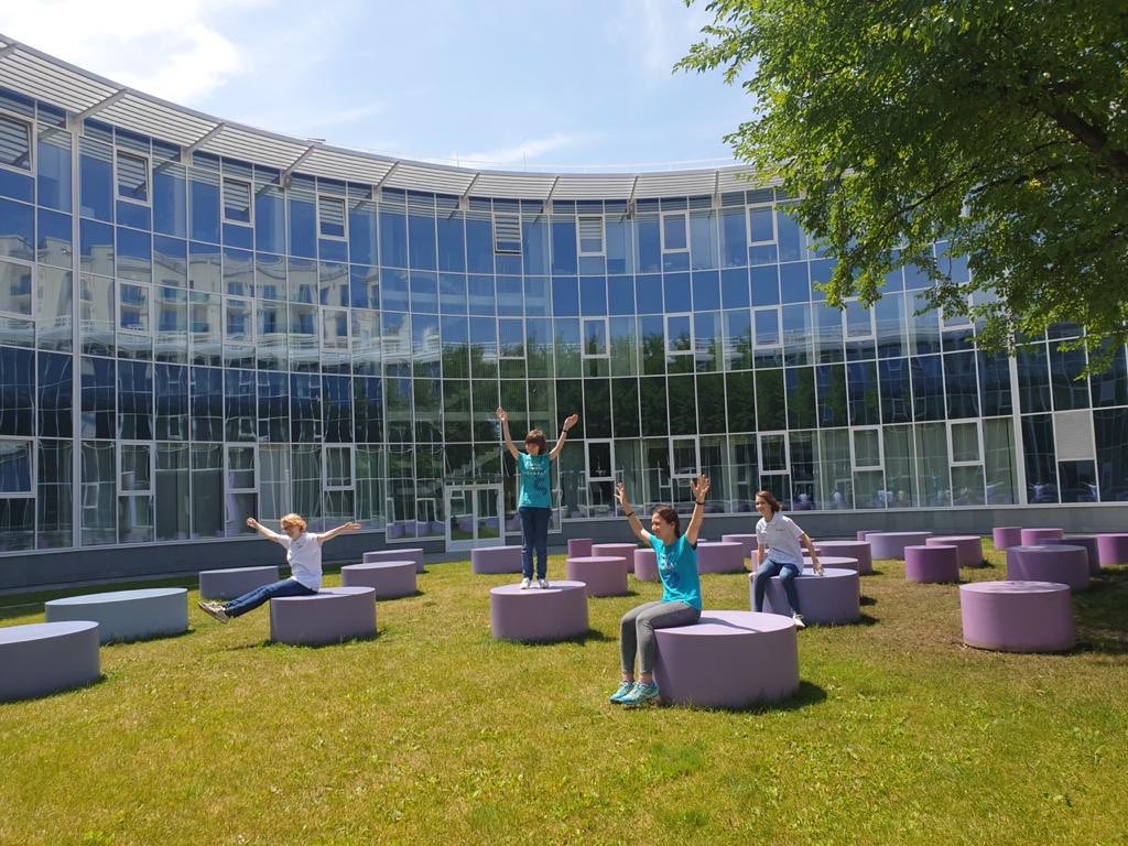 Russia's tweet photo. 🏅4 brilliant Russian schoolgirls became absolute winners at the first European Women's School Olympiad in Informatics, taking four GOLD medals. 

💪🏻 They surpassed 150+ participants from 39 countries!

🏆 Good job! Way to go, girls!

#GoRussia #RussianYouth https://t.co/rdBtuWvNQ3