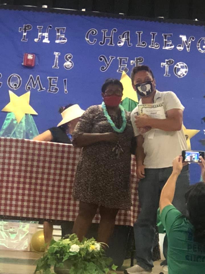 SAISDNeal's tweet photo. Today was a special day for our Neal ES as we awarded many title distinctions to our Faculty &amp; Staff. 
___________
Hoy fue un día especial para nuestra escuela primaria Neal, ya que otorgamos muchas distinciones de título a nuestra facultad y personal. https://t.co/bfoCLLTVGH