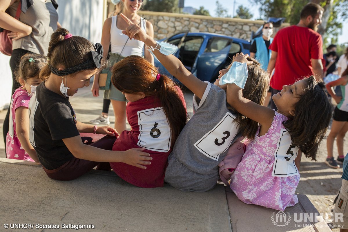 UNHCRGreece's tweet photo. 🏃‍♀️🖌️Leros island marks #WorldRefugeeDay with a short distance marathon and an exhibition of art crafts created by refugee and host community students.  

Together we shine! 
With @ArsisNgo and the support of @EUHomeAffairs. https://t.co/S9Aw54j1EU