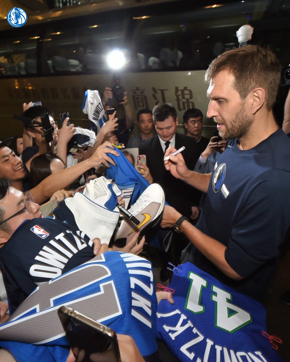 MavsOffCourt's tweet image. Dirk has always been a Dallas hero. Thank you for all you’ve done on and off the court!

Happy Birthday, @swish41 🐐

#MFFL