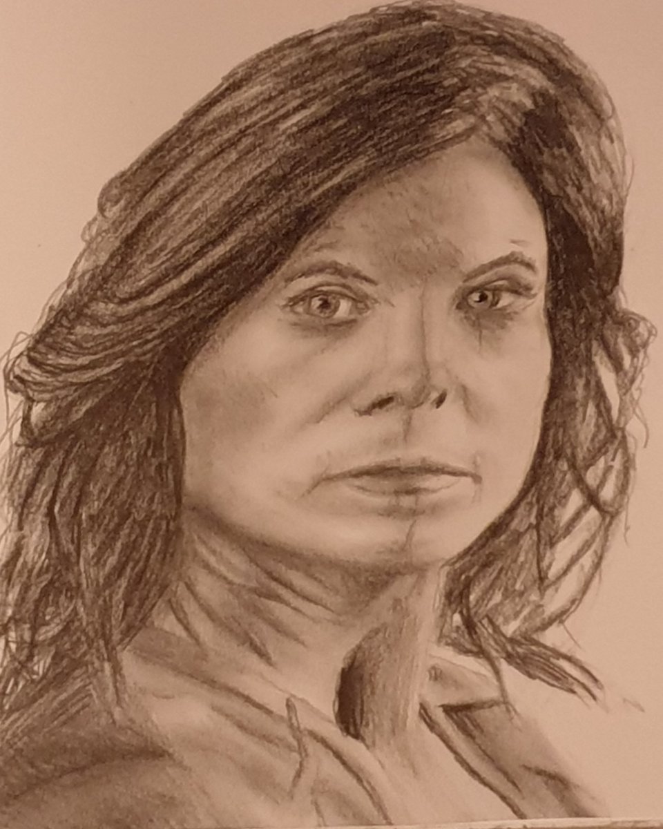 Shellyesav89's tweet photo. Sketching Elizabeth Weir.
#stargatelover #stargateforever #stargateatlantis #stargateart #stargate #atlantis #sketchbookdrawing #sketchbook #sketches #sketching #sketch #pencilart #pencil #FANART #scifi #scifiart #greyleaddrawing #greylead #art #artist #artwork #ArtistOnTwitter https://t.co/YOXSOrHI80