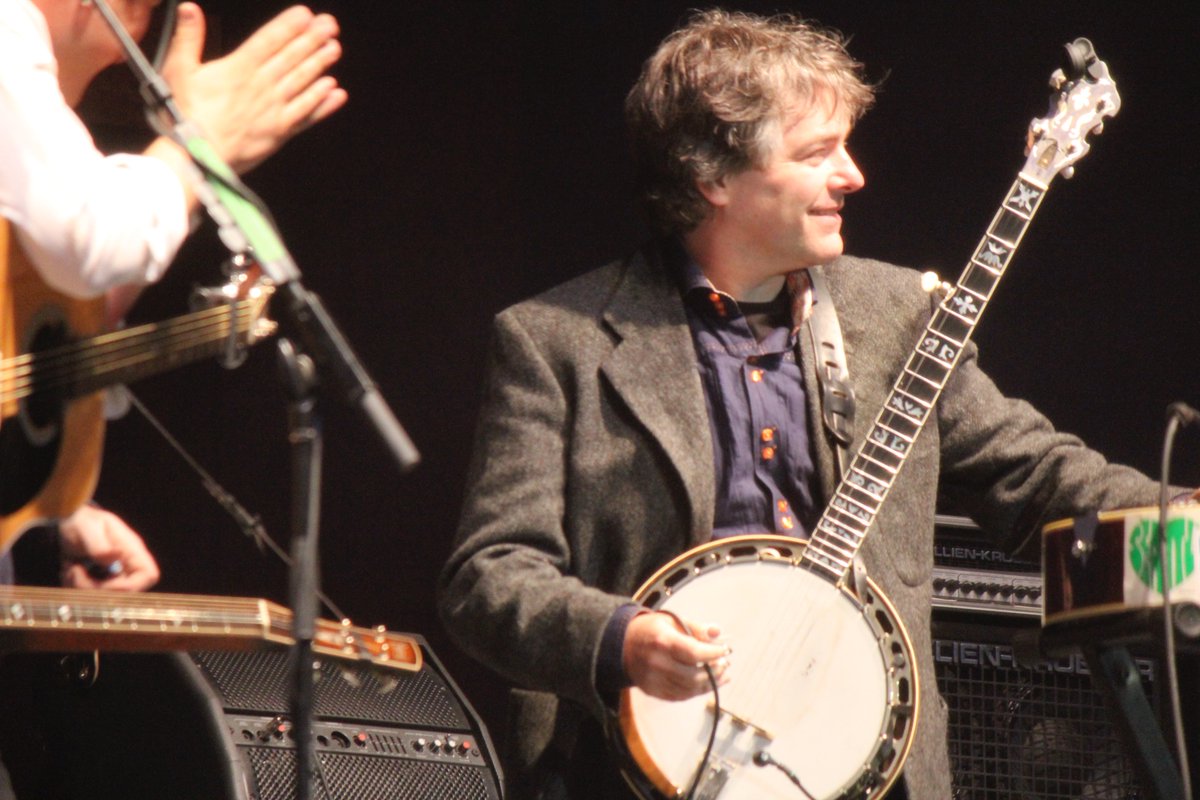 Ten years ago today, there was this Father's Day grand finale at 2011 Telluride Bluegrass Festival. What a thrill it was to cover Mumford and Sons, Punch Brothers and more for @NoDepression.  

Article: nodepression.com/high-on-tellur…

More photos: flickr.com/photos/2951108…