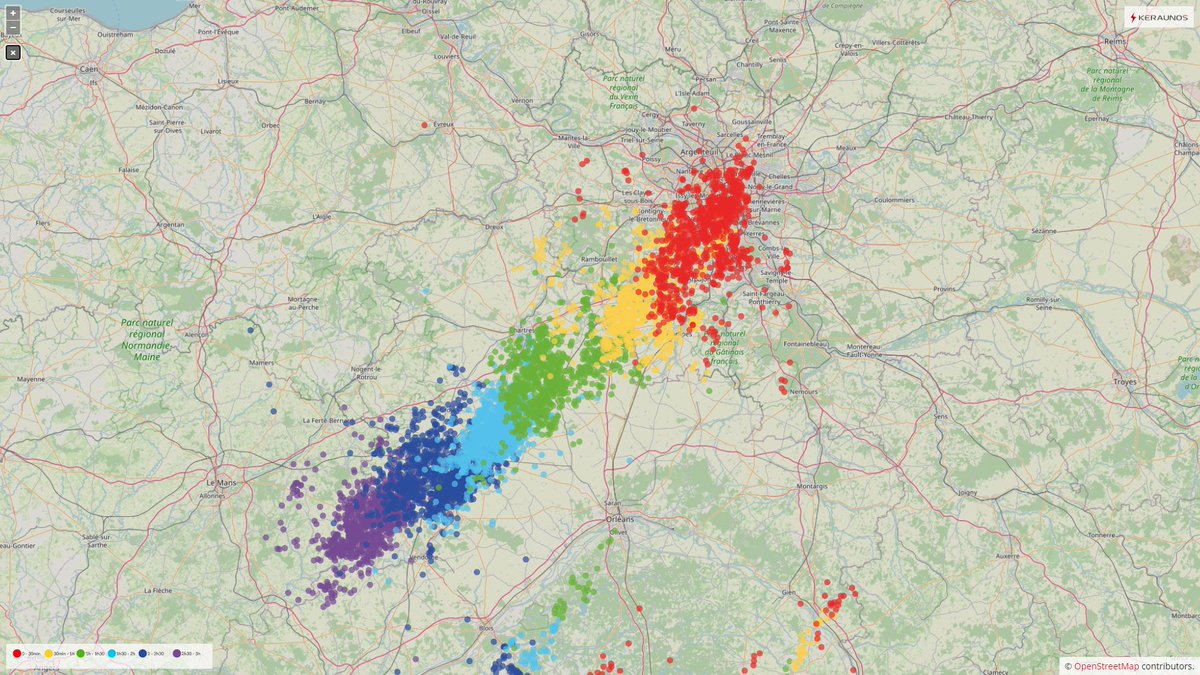 Forte densité électrique ces 3 dernières heures entre le nord Touraine et #Paris. Jusqu'à plus de 2500 éclairs sur l'Eure-et-Loir avec #orages parfois violents : 