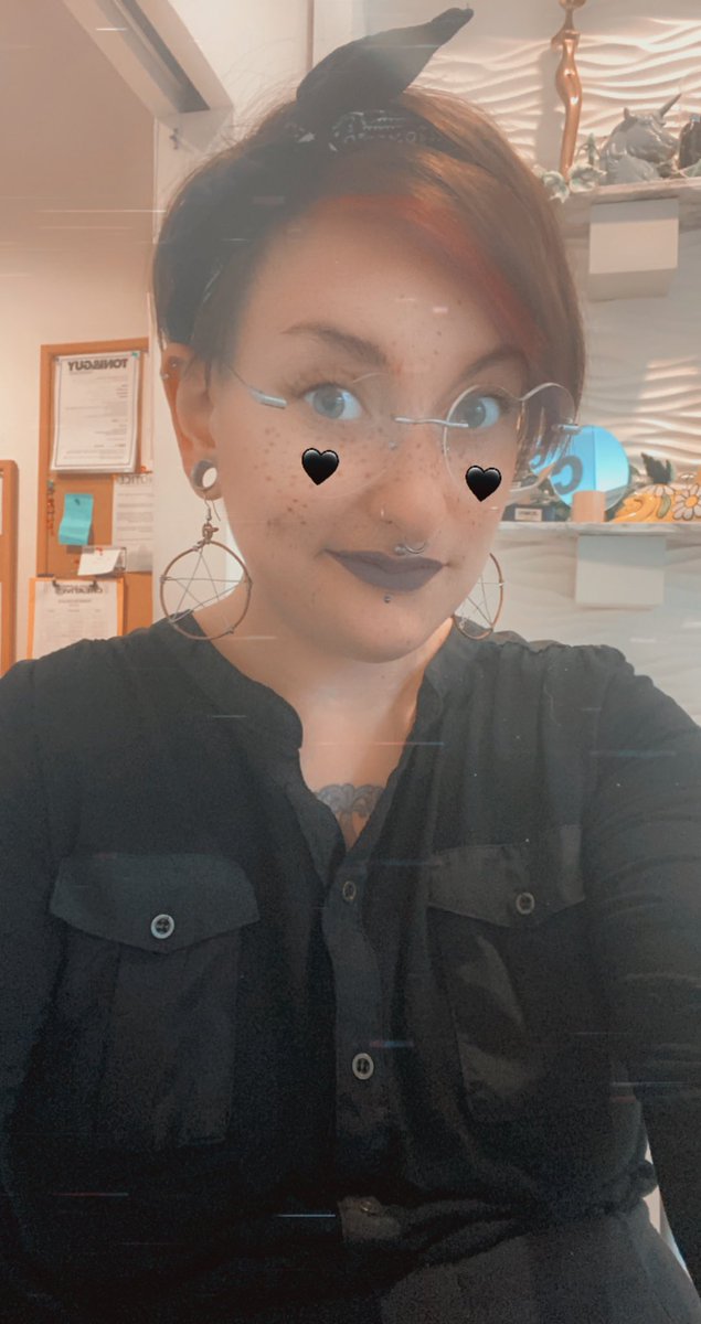gavinmakesstuff's tweet photo. I haven’t been on Twitter in forever but I came here to say wow I love my partners and I’m always tired but life is shaping up. Also have a yesterday selfie. https://t.co/AVn1is2DFF