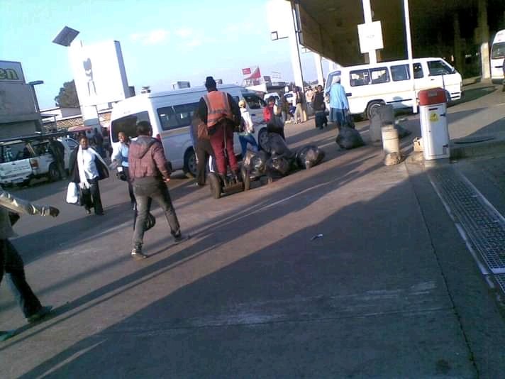 chamber_frank's tweet photo. Bara Taxi Rank South Africans are removing whoever is selling at the rank they want only South Africans 5o make a living there the rank looks very clean #PutSouthAfricansFirst #Dudula2021,, not verified https://t.co/zu0m10upcR
