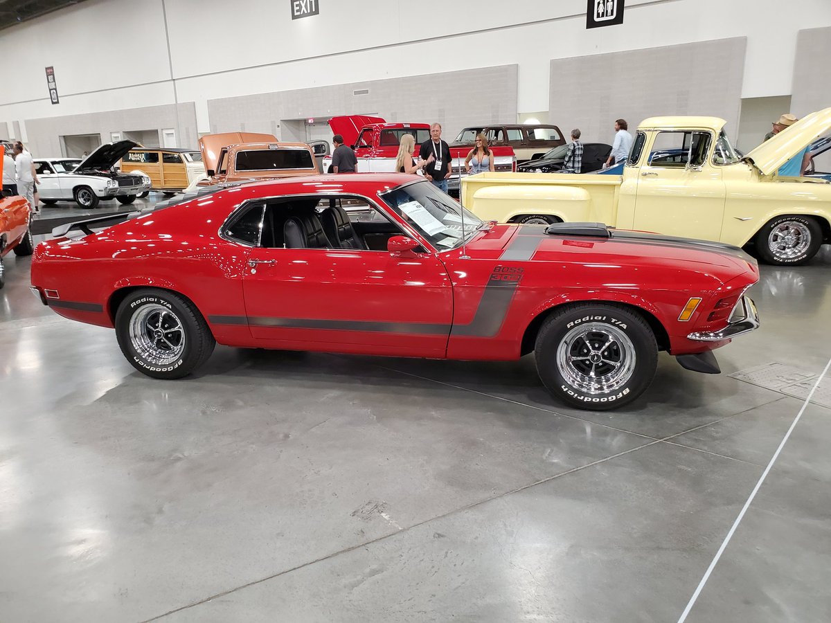 This 1970 #Boss302 just brought $88k last night <a href="/Barrett_Jackson/">Barrett-Jackson</a> Las Vegas. <a href="/FordMustang/">Ford Mustang</a> <a href="/_PassionFORD/">Ford Lovers</a> <a href="/allfordmustangs/">All Ford Mustangs</a>