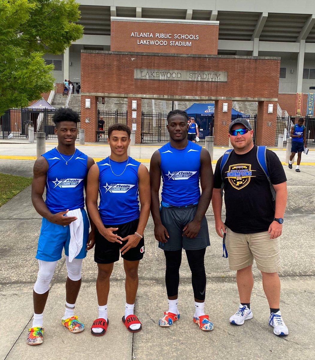 Had a blast bringing some Princeton Dawgs to Atlanta for the <a href="/RivalsCamp/">Rivals Camp Series</a> today.  They put up some impressive numbers.  #GoDawgs🦴 #BeSeen <a href="/jaydonbrooks5/">jaydon brooks</a> <a href="/C_perris3/">Christian perris</a> @B_turner24 #ATL
