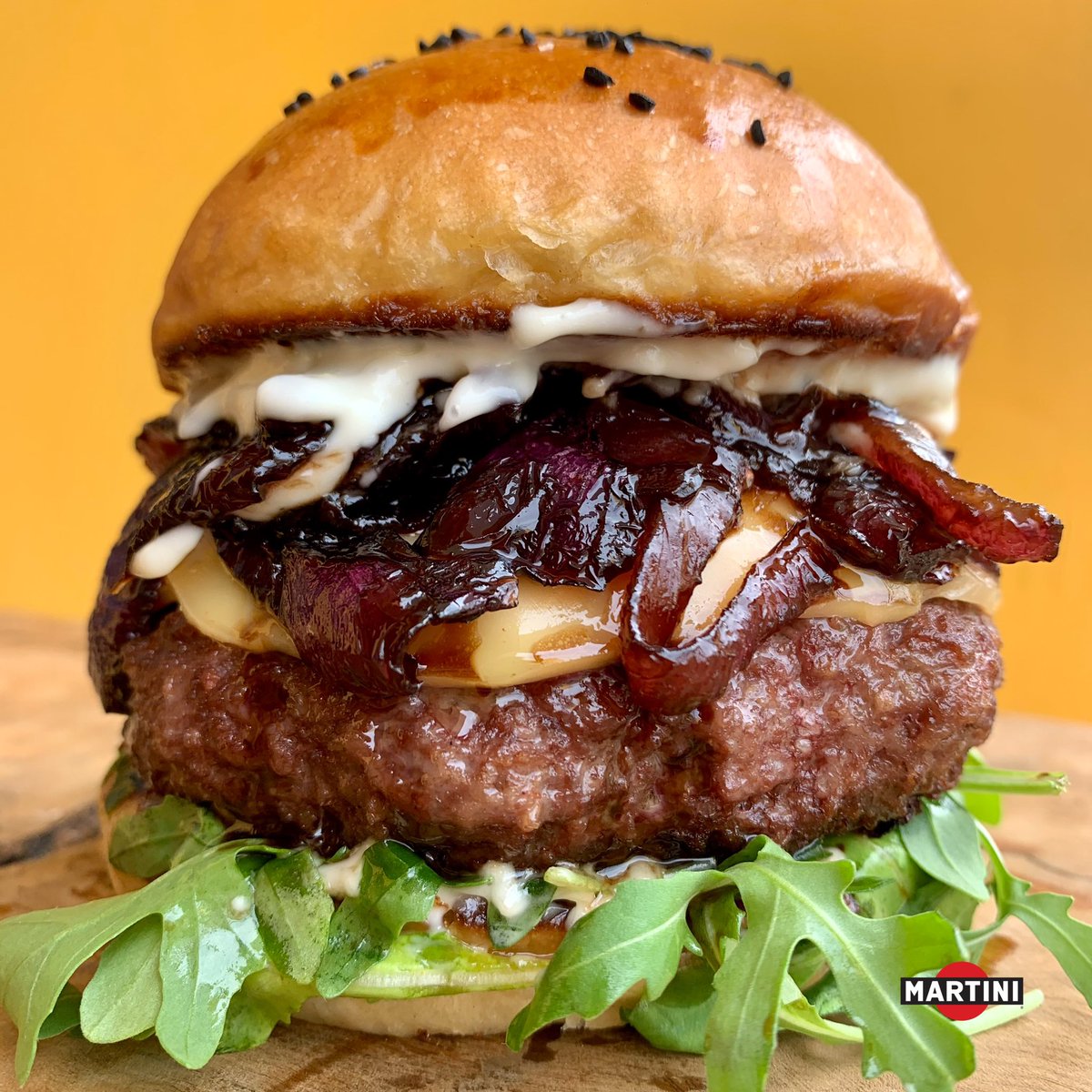 EatDrinkLagos's tweet photo. The Truffle OG from The AJs for #LagosBurgerWeek.
Beef Pattie, Cheese, Caramelized Onions, Rocket & Truffle Mayo served with French Fries https://t.co/UUyrUcSoqN