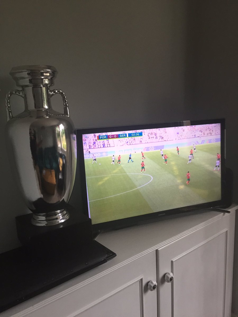 Replica trophy from the Euro 2000 set seen here next to <a href="/GaryLineker/">Gary Lineker</a> was brought home by my dad who worked on the tournament for the BBC and takes pride of place by the TV during the tournament 

Footage following England’s tournament exit:
m.youtube.com/watch?v=OTvw-o…