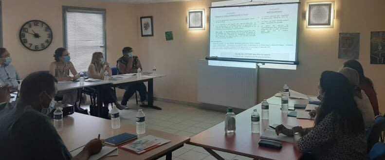 BENNANIDounia2's tweet photo. 🖋Honorée d’accueillir les services de l’Etat @Prefet91 @CDEssonne #DIRECCTE lors du Comité de Pilotage du chantier d’insertion d’aide à la personne #PLIE #AMPHIA #EssonneMobilités
✅ Formation
✅ Activité#encadrement technique
✅ Accompagnement socio-professionnel
✅ Mobilité https://t.co/KSGSo0Gw0S