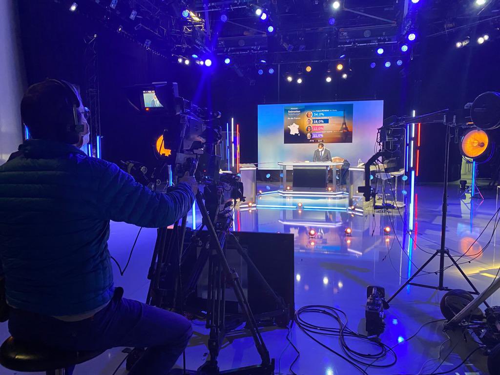 🗣️<a href="/France3Paris/">France 3 Paris/Ile-de-France</a> se prépare pour une soirée inédite #electionsregionales2021 

et <a href="/SeckAstel/">Aïssata SECK</a>/ <a href="/robinreda/">Robin Reda</a> 

🎙️Présentée par <a href="/blin_marlene/">Marlene Blin</a> et <a href="/WilliamVanQui/">William Van Qui</a> 
🗓️Dimanche soir à 19h50
📺<a href="/France3Paris/">France 3 Paris/Ile-de-France</a>