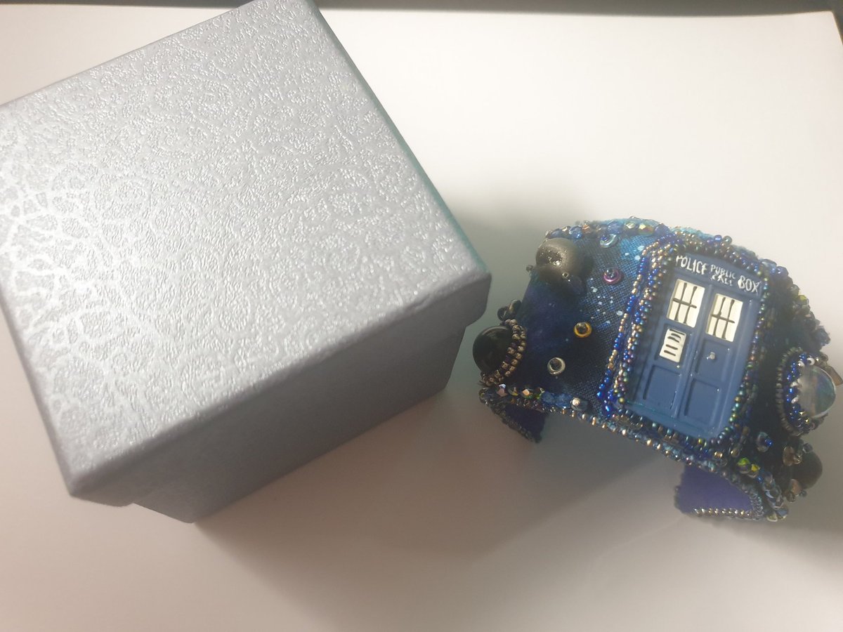 Dr Who inspired handmade beaded cuff with swarovski crystals and Tardis. On sale now on our website. This is part of a set with sterling silver necklace. All our items come complete with gift box. #DrWho #torchwood #DoctorWho #SmallBusiness #handmadewithlove