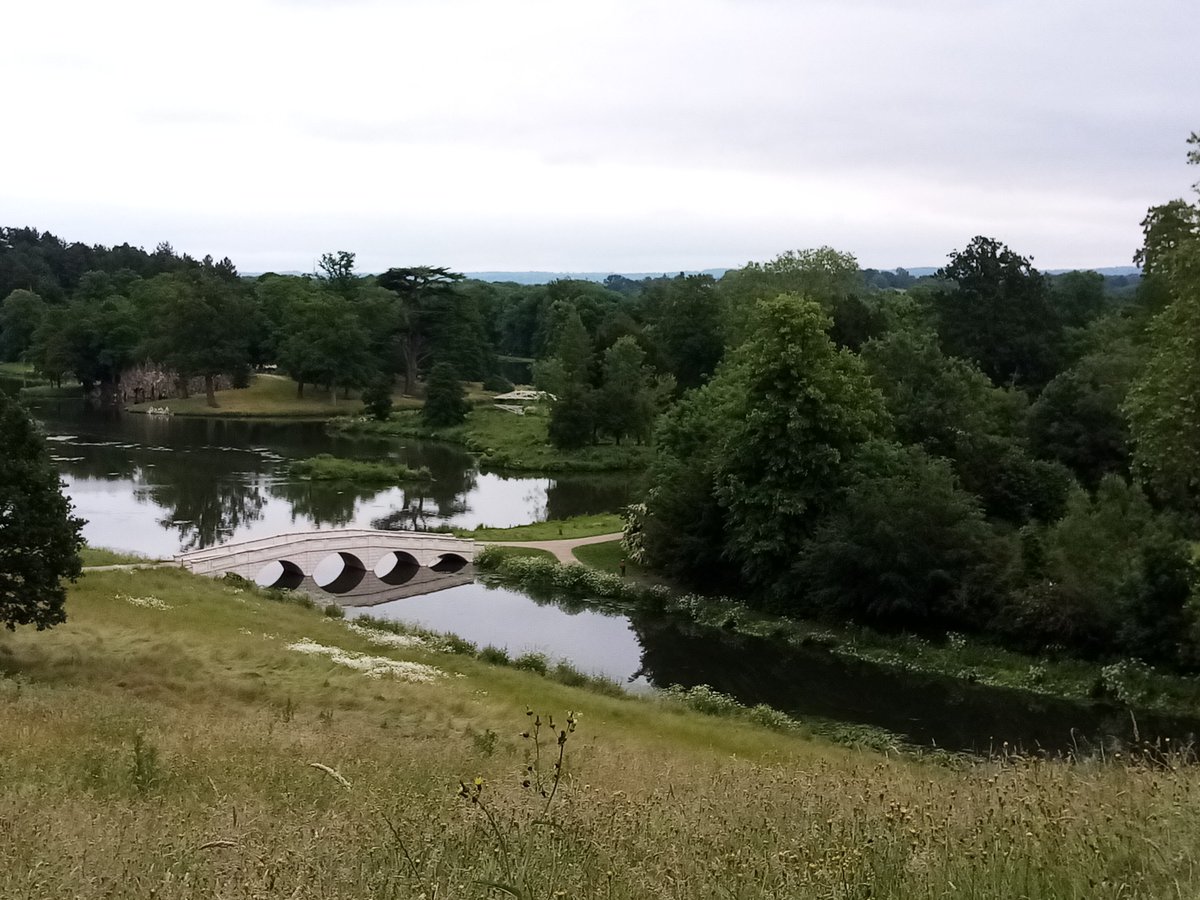 BHLajna's tweet photo. All praise to #God Almighty what a beautiful place to visit @Painshill #park.
#Crystal #Caves, beautiful #Landscapes
#waterstreams
#forest https://t.co/z8OsTNn2HW